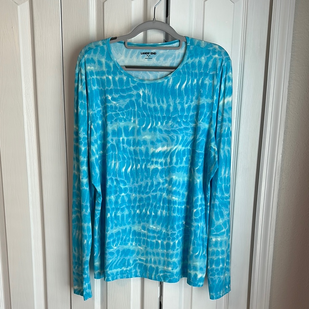 Lands' End Women's Blue Tie-Dye Rash Guard